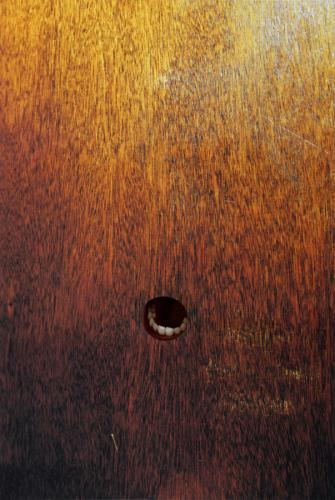 The Royal Court Witness Box, Re-photographed with hole, 2017, 31 x 45 cm